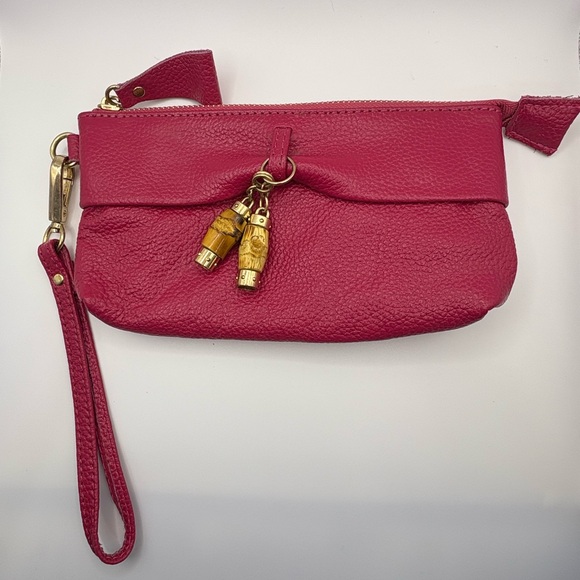 Unsigned Handbags - Pink Leather Wristlet Clutch